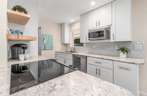 Hobe Sound House | Coastal Cottage/1 Mile to Hobe Sound Public Beach