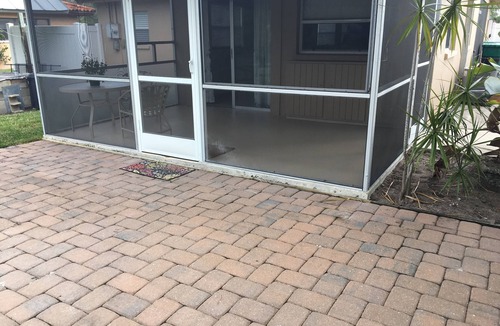Naples Park House | Coastal Cottage near beaches, dining & shopping!