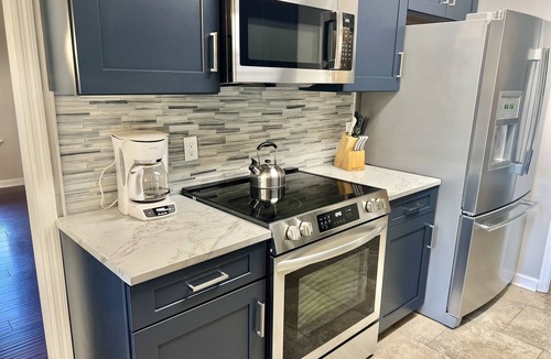 Savannah House | Coastal Cottage, Savannah, GA, Pool, Free Tybee Parking Pass