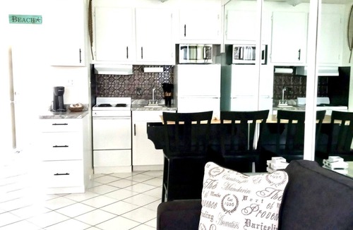 Ormond Beach Condo | Coastal Cozy - Ocean View at Symphony Beach Club