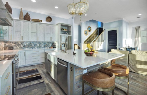 Crescent Beach House | "Coastal Dreaming" Beachfront w/Private Pool - Perfect Family Getaway!