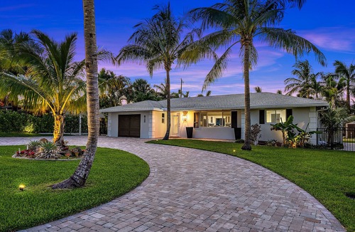Jupiter House | Coastal Home with Private Pool, Hot Tub & Putting Green