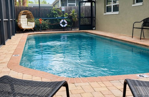 Seminole House | Coastal Oasis 4BR/3BA | Sleeps 8 | Heated Pool | 3-Min Drive to Beach