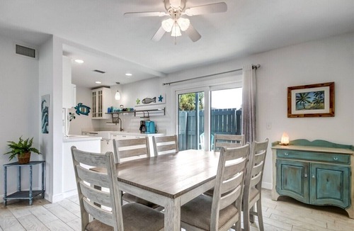 Fernandina Beach House | Coastal Oasis: Pool and Tennis, Close to Beach
