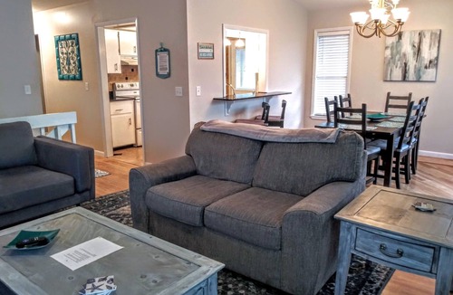 Memphis House | Coastal Paradise w/heated pool, clean and comfy, centrally located