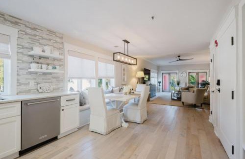 Bluffton House | Coastal Quarters Condo