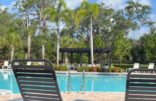 Braden River House | Coastal Retreat 3/2 Near Beaches & Downtown