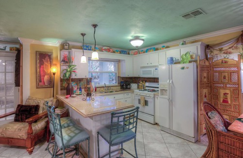 New Smyrna Beach Villa | Come Enjoy Beach Life In Spacious Elegance.