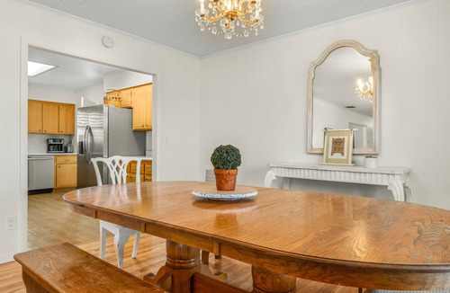 Florida South Atlantic Coast House | Come enjoy beautiful Lake Isis Cottage.