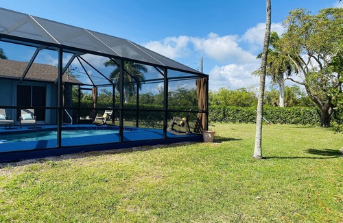 Isles of Capri House | Come enjoy paradise on Isles of Capri in Naples, FL for your next vacation!