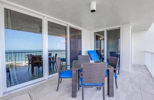 Park Shore Condo | Come enjoy sun and sand in Naples luxury-WS0803