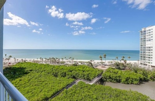 Park Shore Condo | Come enjoy sun and sand in Naples luxury-WS0803