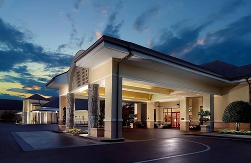 Stone Mountain Resort | Comfort and Convenience! Onsite Pool, Parking!