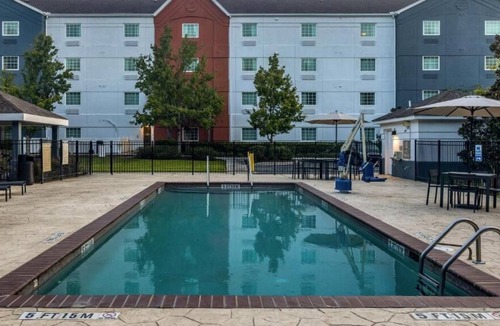Okatie House | Comfort & Convenience! 4 Relaxing Rooms w/ Kitchen, Close to Berkley Place Park
