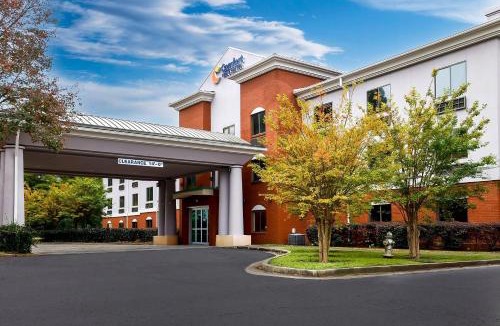 Buford Hotel | Comfort Inn & Suites Buford near Mall of Georgia