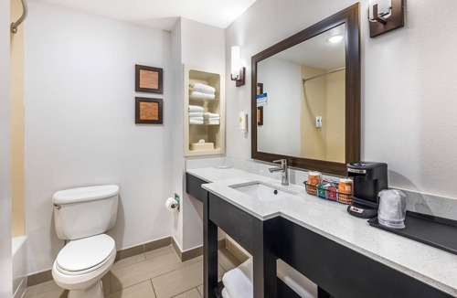 Lookout Valley Neighborhood Association Hotel | Comfort Inn & Suites Chattanooga West - Lookout Mountain