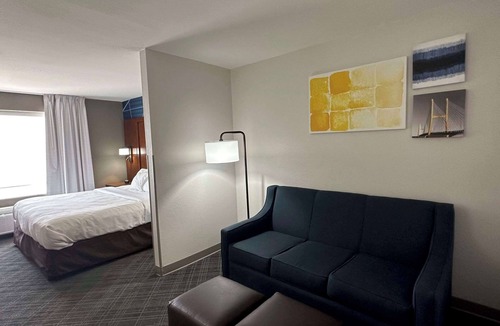 Jackson Hotel | Comfort Suites Jackson-Cape Girardeau