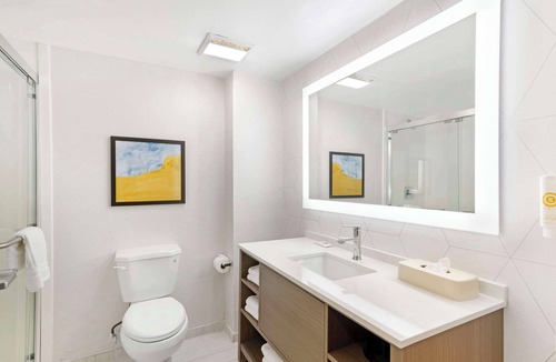 Lawrenceville Hotel | Comfort Suites Northside Hospital Gwinnett