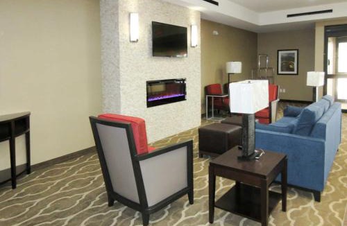 Powdersville Hotel | Comfort Suites Piedmont - Greenville South