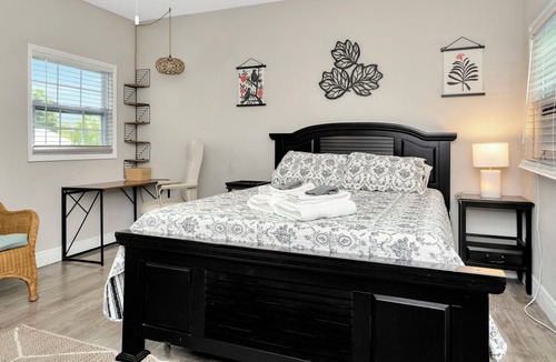 Ybor City Apartment | Comfortable and Clean Apartment in Historic VM Ybor home. Close to everything!