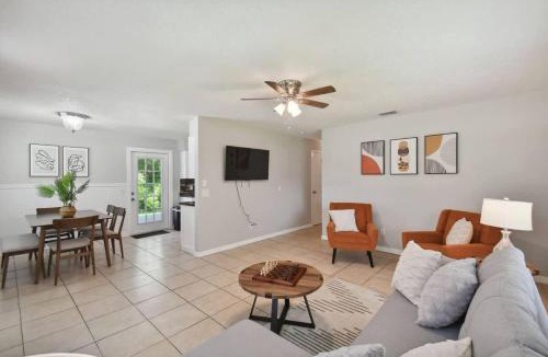 Dade City House | Comfortable Home in Dade City!