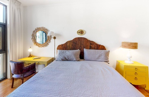 Port St. Joe Condo | Comfortable & Stylish Condo w/ Free WiFi & Central A/C plus a Shared Pool & Gym