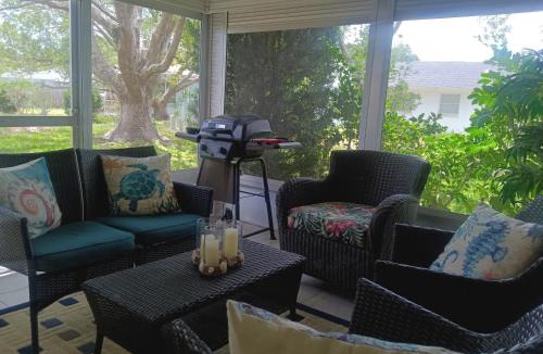 Embassy Hills House | Comfortable, Sunny, Quiet Neighborhood