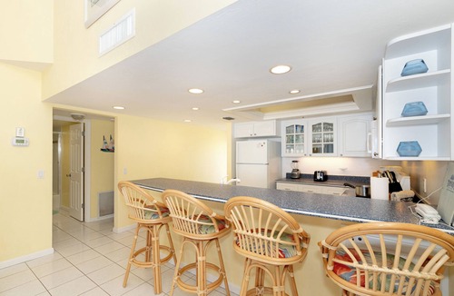 Palm Island Villa | Comfortable villa with unobstructed view of the Gulf on Resort, C2424B