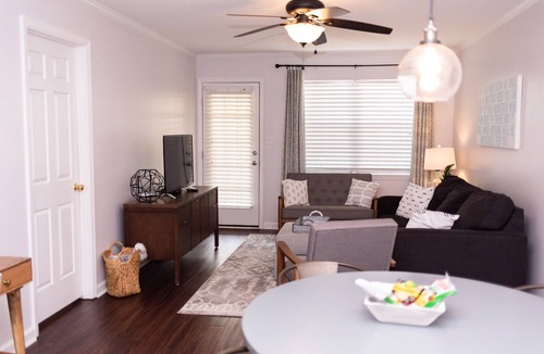 Athens Condo | COMFY 2 BR CONDO ON S. MILLEDGE. CLEAN AND CLOSE TO EVERYTHING! /A