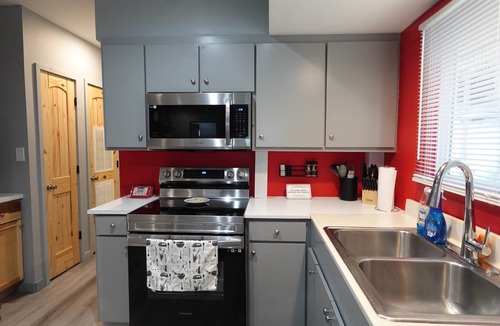 West Columbia House | Comfy 3BR House Near Zoo & I-26