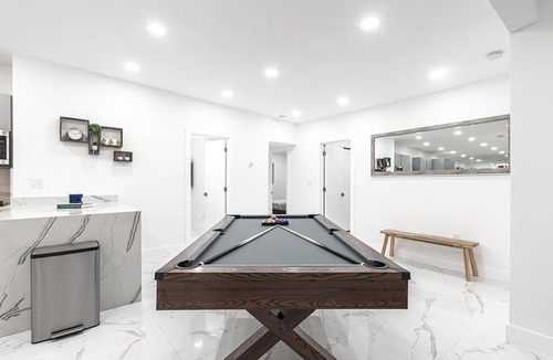 North Miami Beach Villa | Comfy and Luxurious Villa Near SB Heated Pool Fire Pit