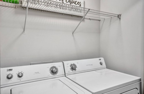 Midtown Apartment | Comfy & cozy resort style living with all the comforts you need.