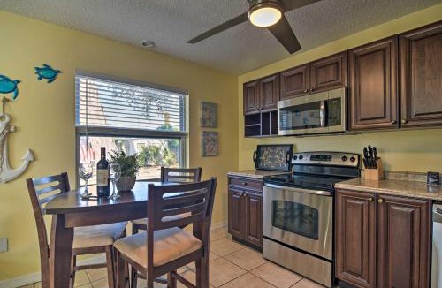 Downtown Dunedin House | Comfy Dunedin Escape 1 Block to Main Street!