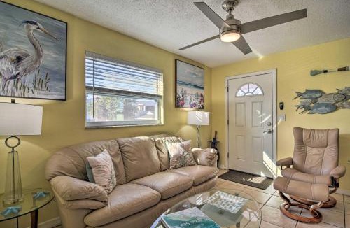 Downtown Dunedin House | Comfy Dunedin Escape 1 Block to Main Street!