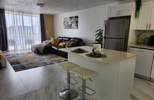Plantation Condo | Comfy, lovely and relaxing apt. in Plantation.