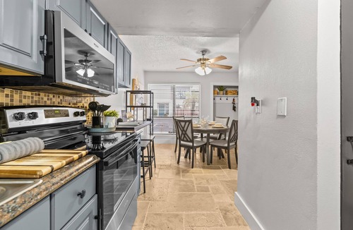 South Gate Ridge Condo | Comfy Two-Story Seahorse Haven Beach Condo