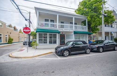 Historic Seaport Apartment | Commodore s Compound by Brightwild Huge Home