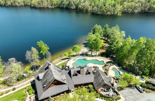 Bear Lake Reserve House | Community Perks, Walk to Beach: Tuckasegee Condo
