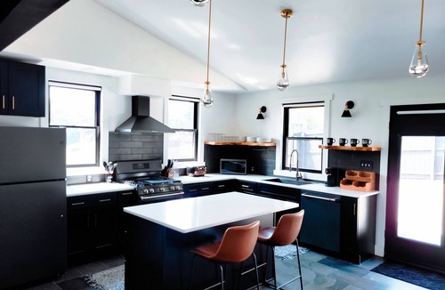 Daniels Hill House | Completely remodled Victorian era home downtown Lynchburg VA