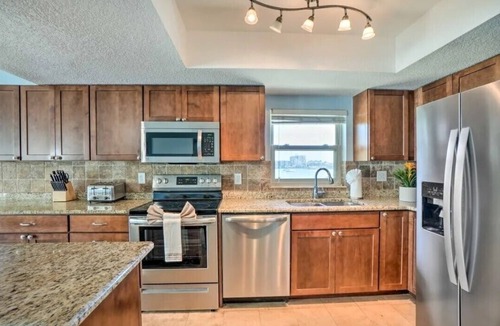 Clearwater Beach House | Completely Updated, 4 BD 2.5 baths, Waterfront Townhouse- Pet Friendly