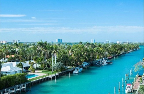 Bay Harbor Islands Condo | Condo ∙ 1 bedroom ∙ 4 guests