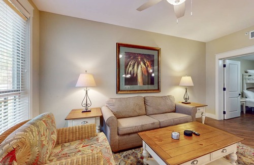 Baytowne Wharf Condo | Condo ∙ 2 bedrooms ∙ 4 guests