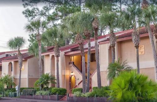 Florida Central Atlantic Coast Condo | Condo ∙ 2 bedrooms ∙ 6 guests
