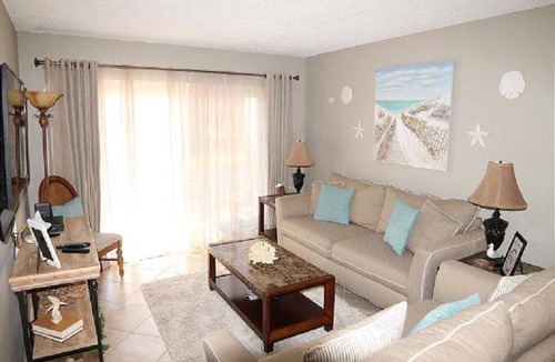 St. Augustine Beach Condo | Condo ∙ 2 bedrooms ∙ 6 guests