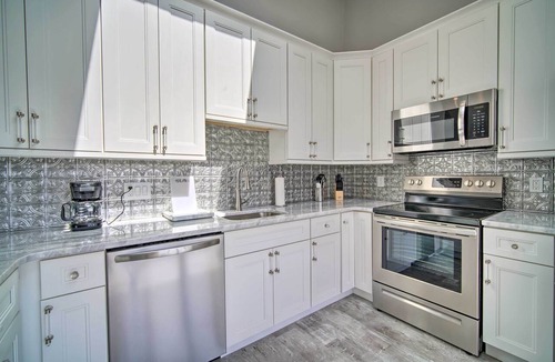 Brigantine Condo | Condo w/Bay Views ~ 5 Mi to Atlantic City!