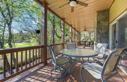 Whittier Condo | Condo w/Creek, Golf & Mtn Views, Only 5 Steps to get in and Washer & Dryer!