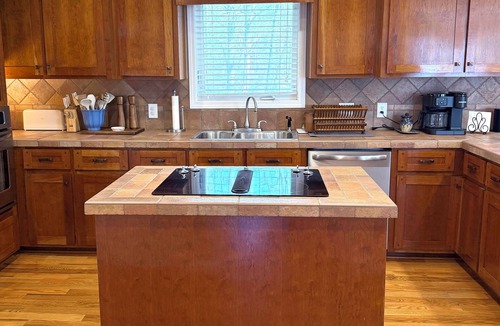 Wilkesboro House | Connect with nature with convenience of location