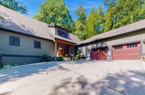 Brevard House | Connestee Escape