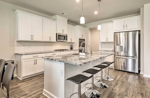 Lawrenceville House | Contemporary Home w/ Yard - 27 Mi to Atlanta!