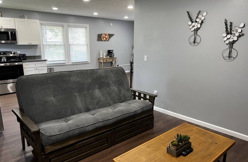 Sevierville House | Conveniently Located Private Guesthouse in Wears Valley - No Cleaning Fees!